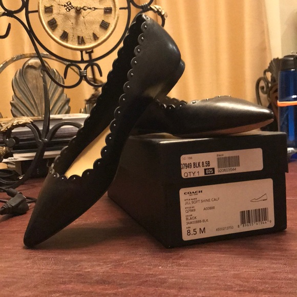 Coach Jill Soft Shine Calf Size 8.5 Black - Picture 1 of 3